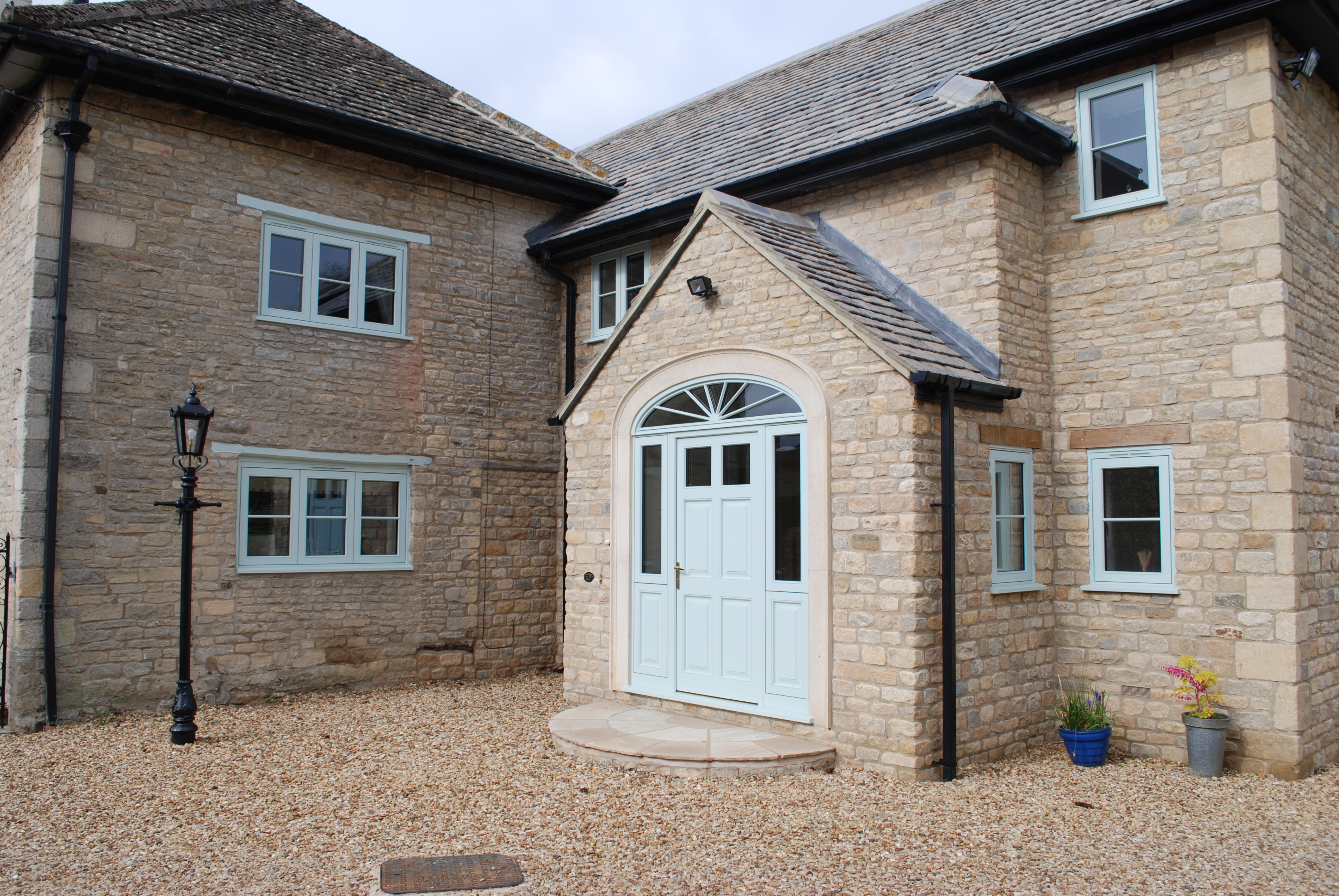 Flush casement hardwood windows